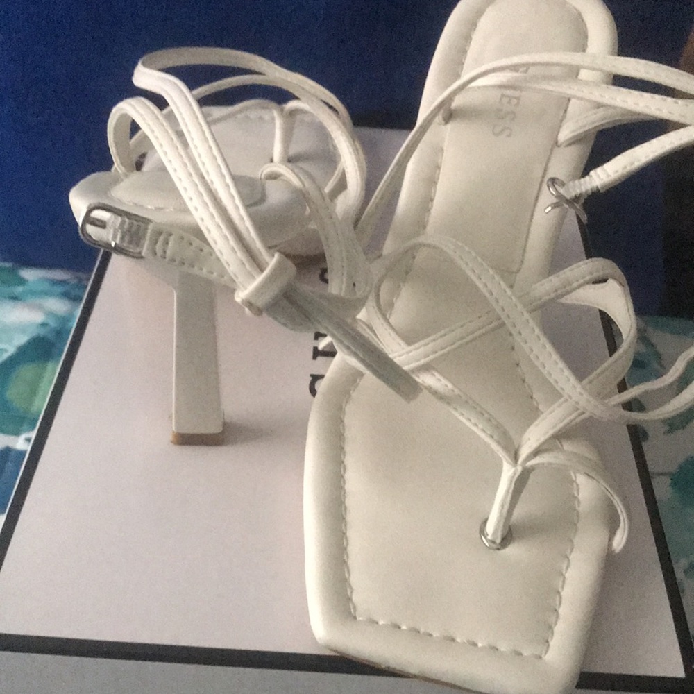 Guess gwLEEBA strap shoes